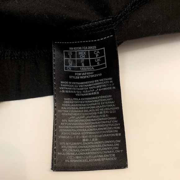 Guess Black Fit & Flare Cut-Out Dress Size Small - Picture 8 of 8